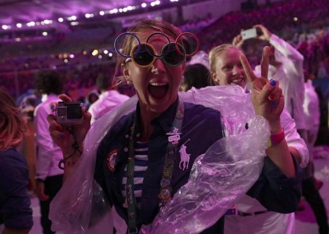 2016 Rio Olympics - Closing ceremony - Maracana - Rio de Janeiro, Brazil - 21/08/2016.   Participants celebrate during the closing ceremony.   REUTERS/Stefan Wermuth