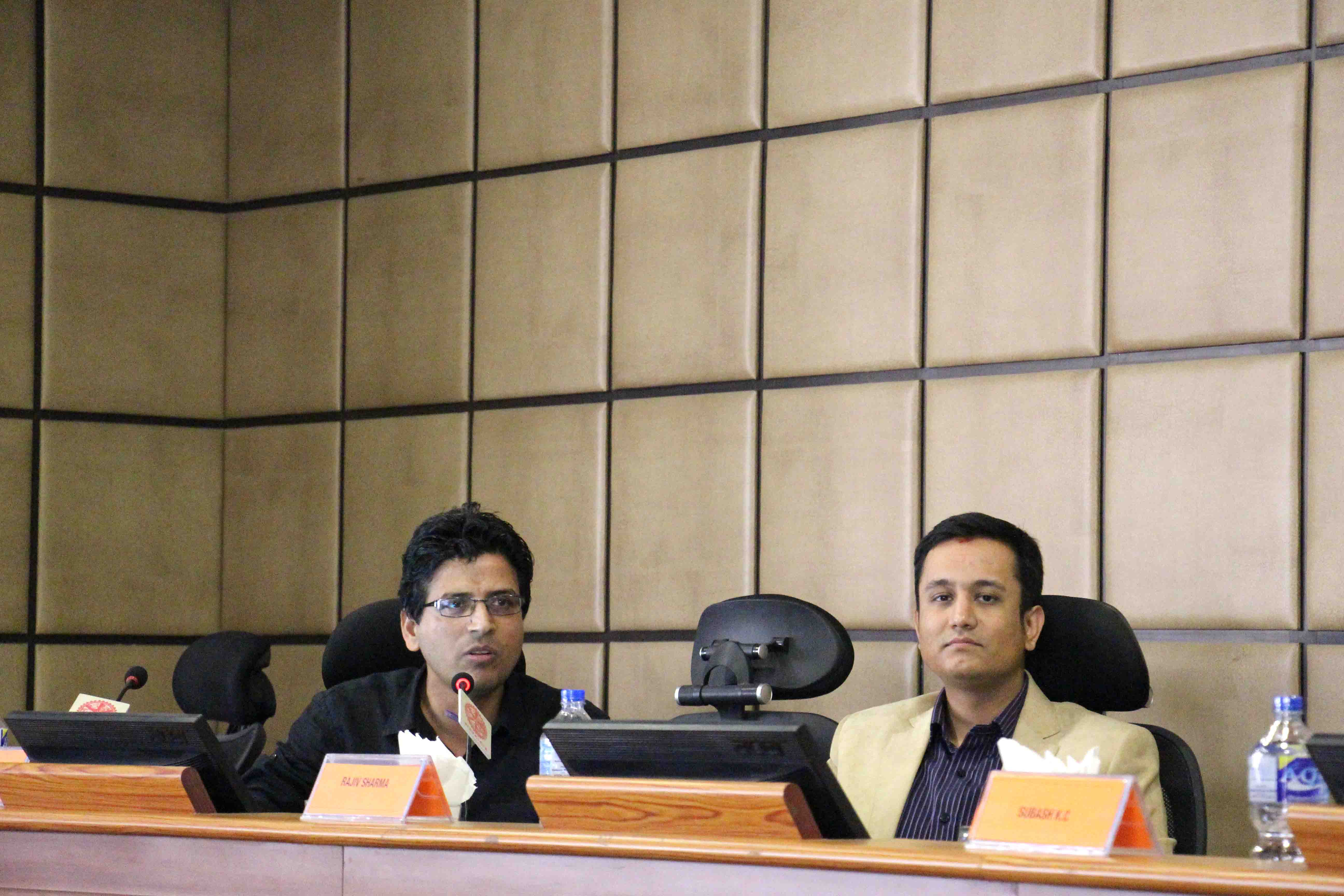 global-entrepreneurshipweek-nepal_panel-discussion5